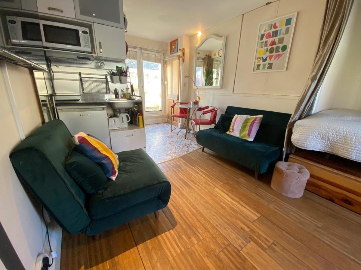Little Brighton Beach Apartments - Also Separate Spa Cabin And Watersports Eksteriør bilde
